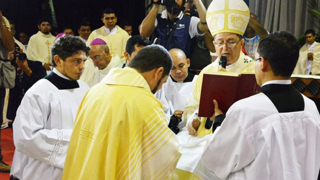 Ordenação do novo bispo auxiliar, Dom José Albuquerque